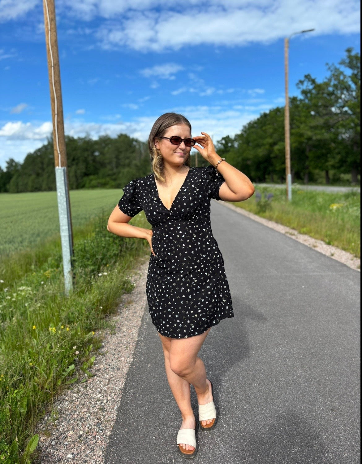 VIGULLA Short Dress - Black