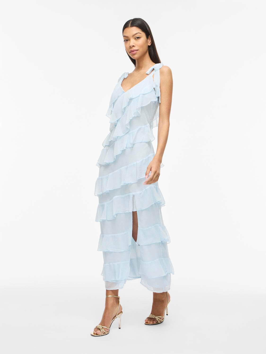 model_shot-front