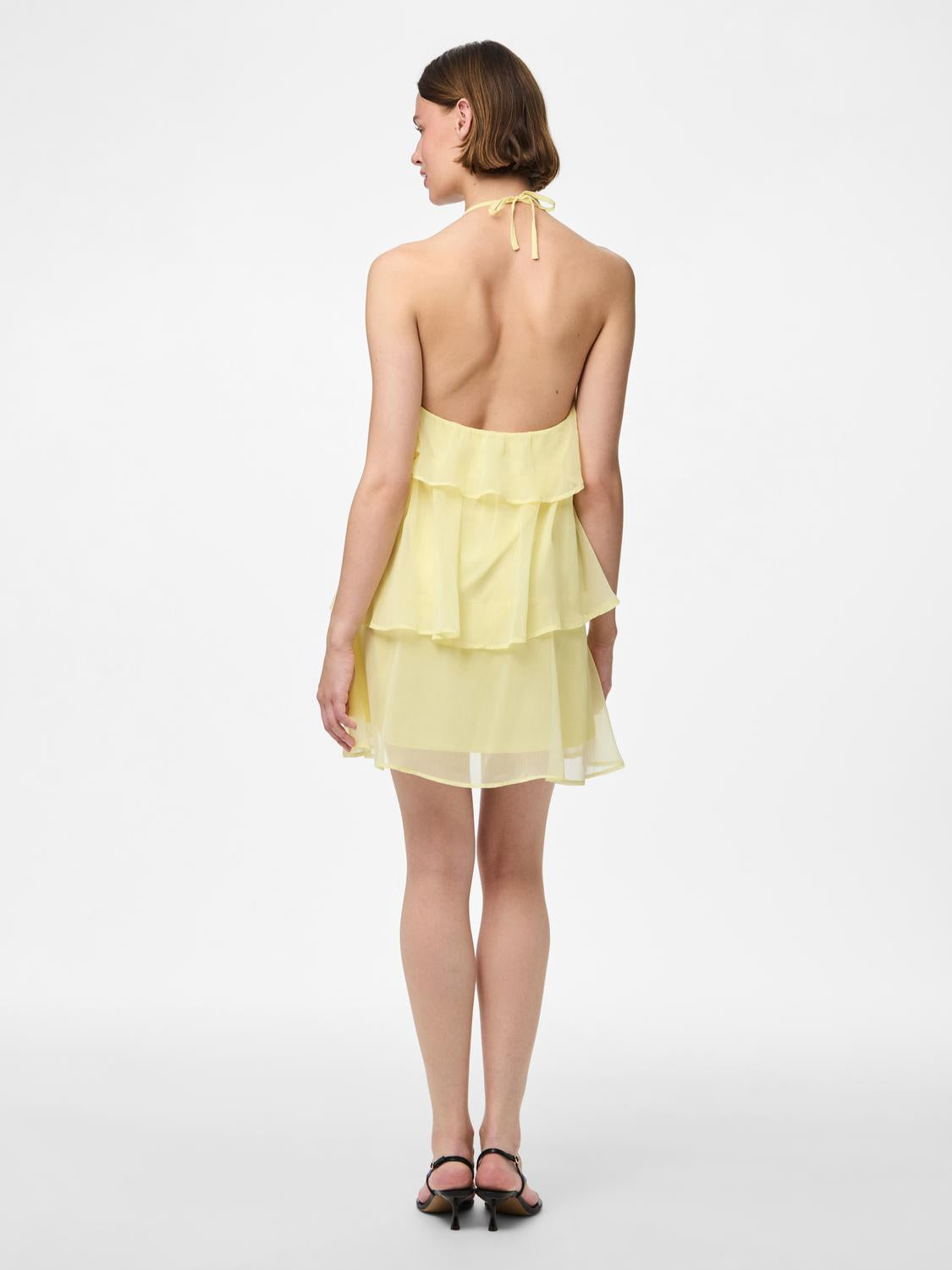 model_shot-back