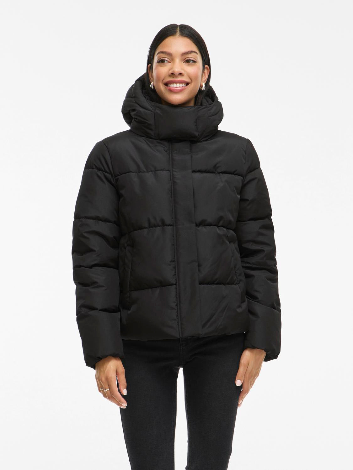 model_shot-front
